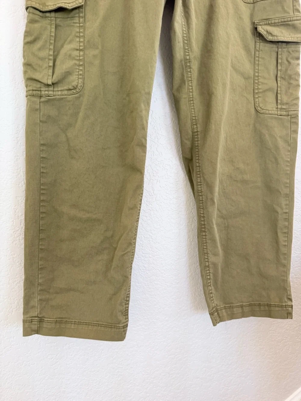 Old Navy High-Waisted OGC Chino Cargo Pants